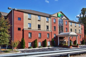 Отель Holiday Inn Express Hotel & Suites - Atlanta/Emory University Area, an IHG Hotel  Декейтер